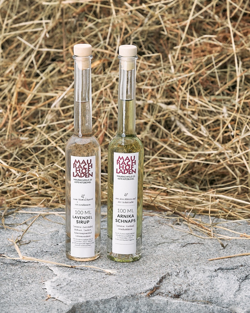 Flasche Selbstgebrannter